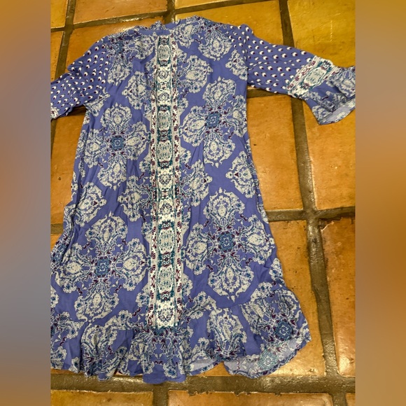 Free People Magic Mystery Tunic shirt with bell sleeves paisley print small - Picture 11 of 12